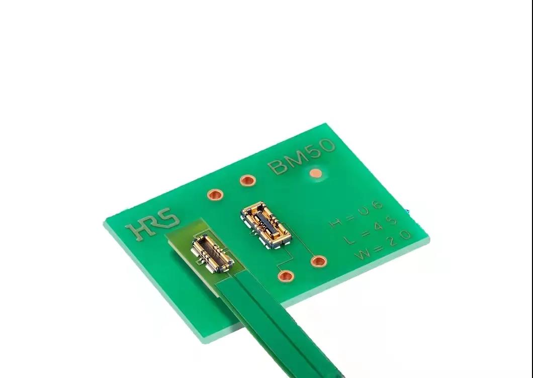BM50 Series丨支持15A、小型全包覆、 電源?信號復(fù)合、板對FPC連接器